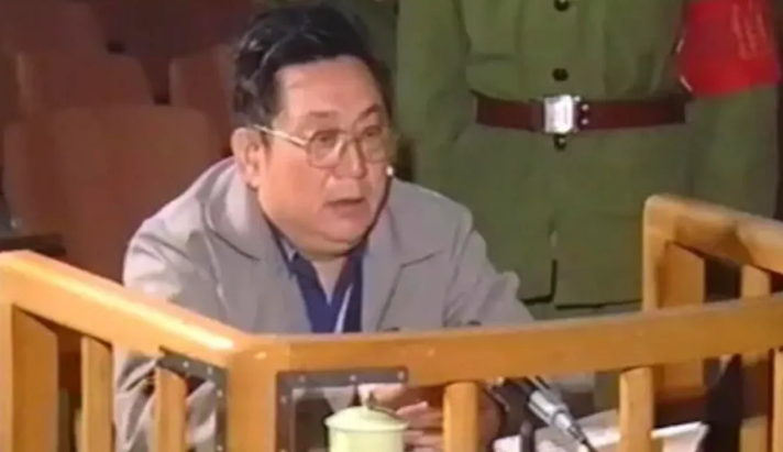 六四“抗命军长”徐勤先庭审视频首次公开：一个时代的良心见证